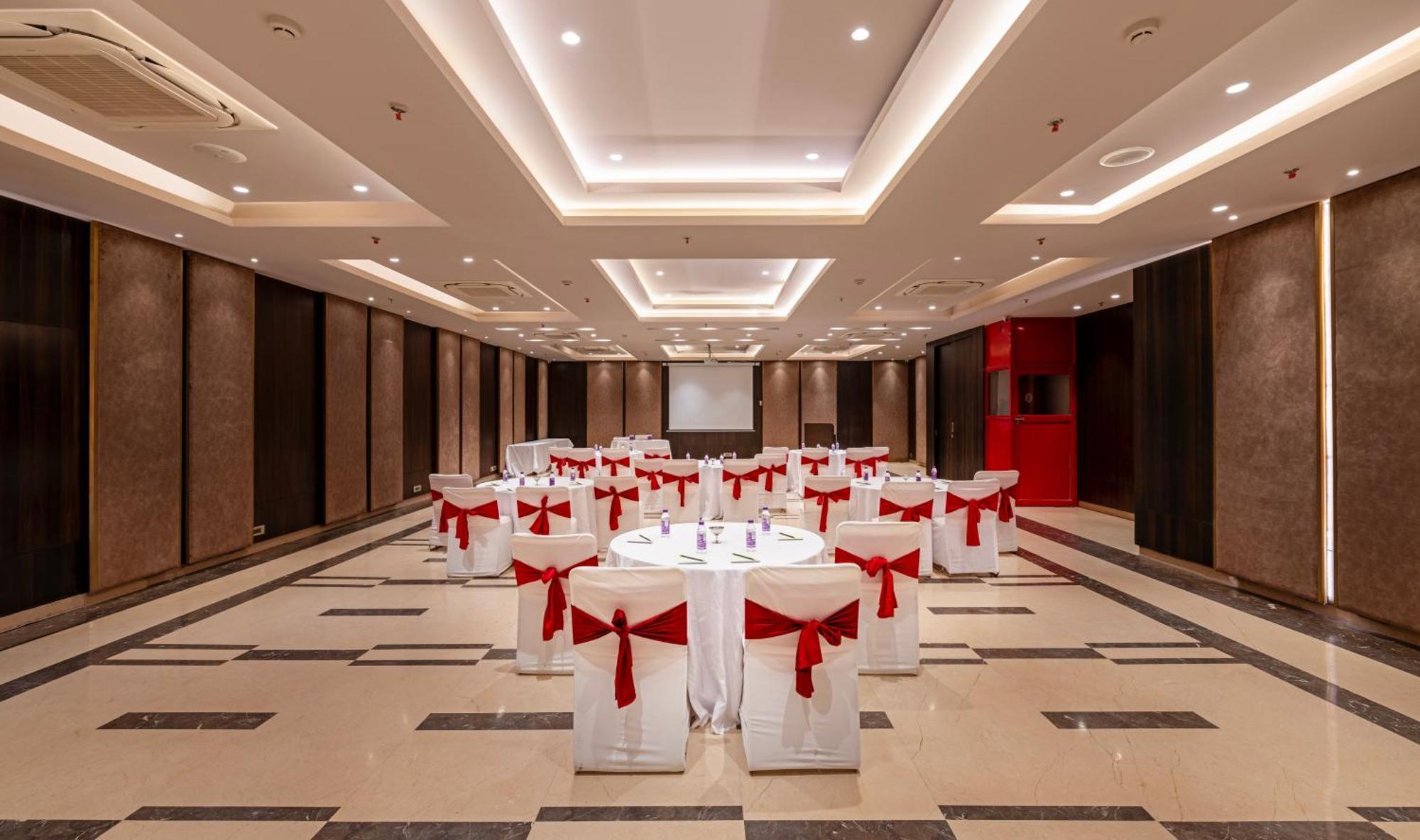 Hotel Saket 27 Neu-Delhi Exterior foto