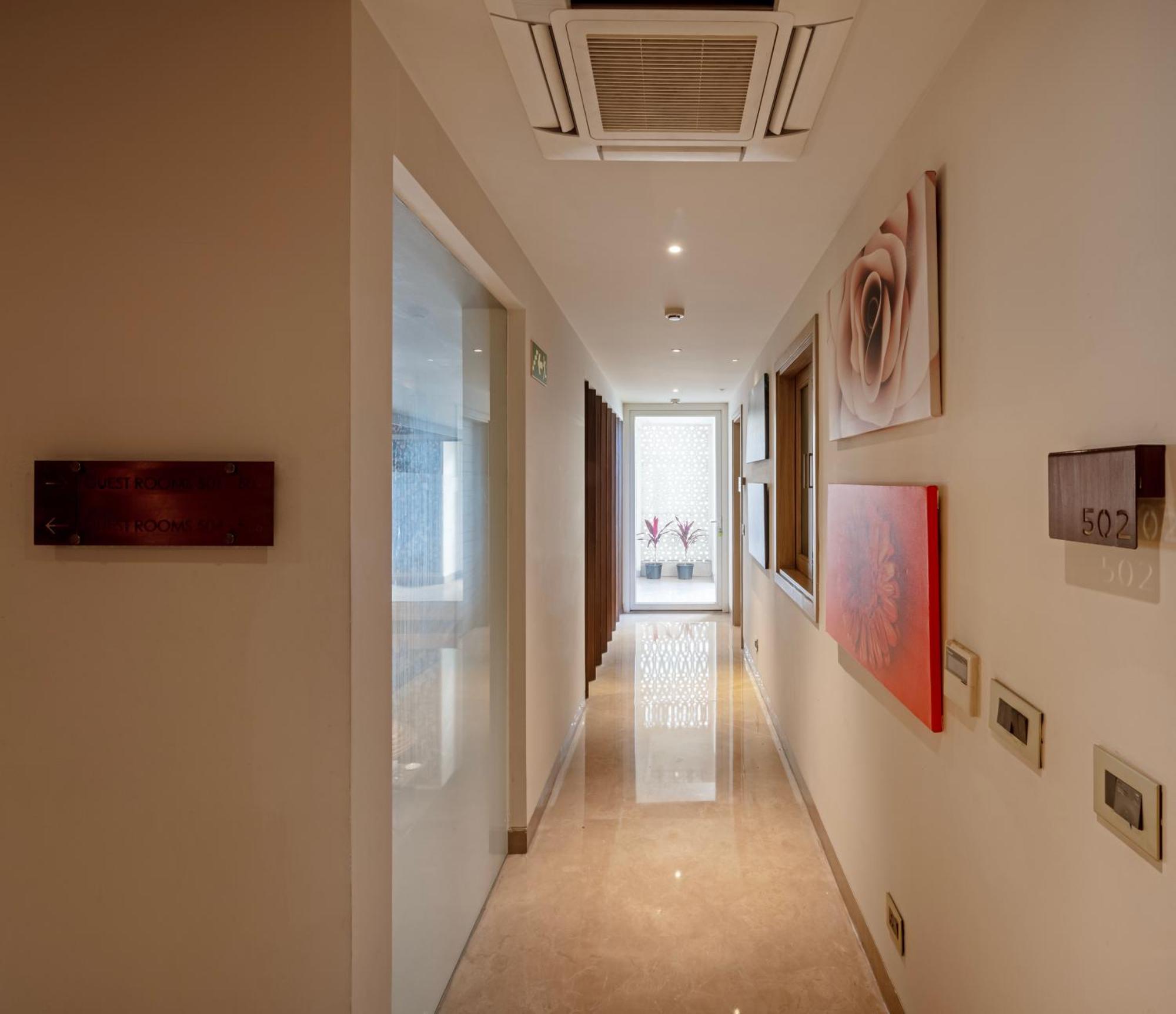 Hotel Saket 27 Neu-Delhi Exterior foto